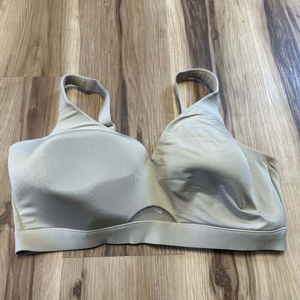 Cacique nude 42DDD no wire lightly lined full figure bra
